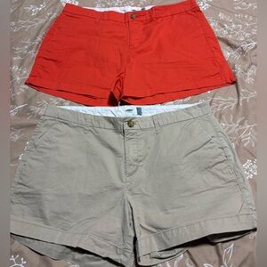 Bundle of 2 Old Navy Red and Tan Women's Bermudas Size 10